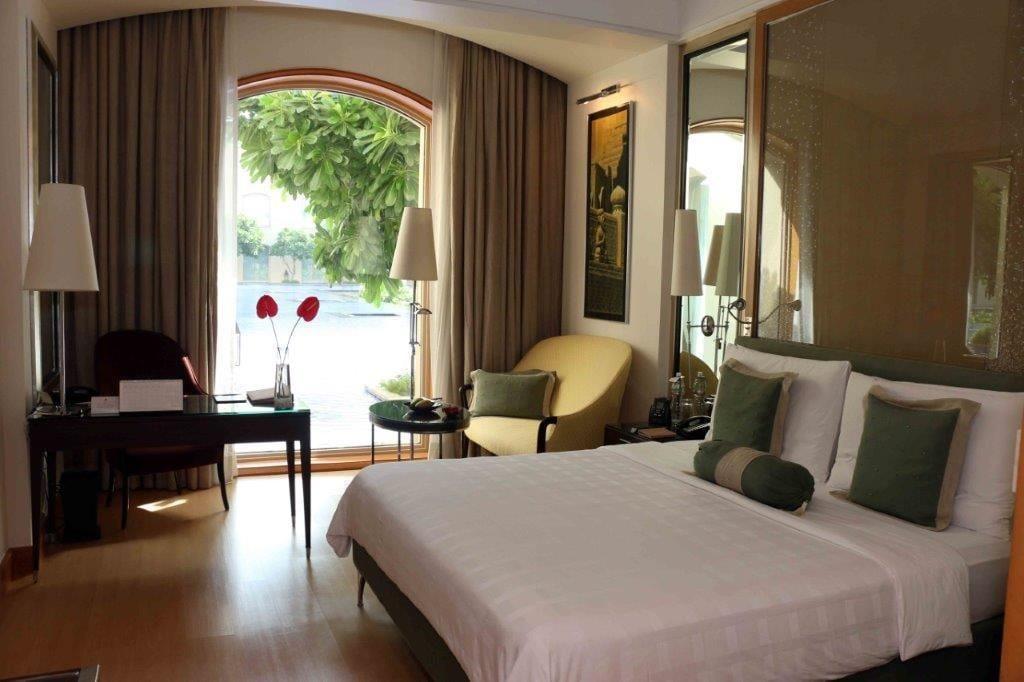 فندق تريدنت غيرغون غورغاون المظهر الخارجي الصورة A room at the hotel