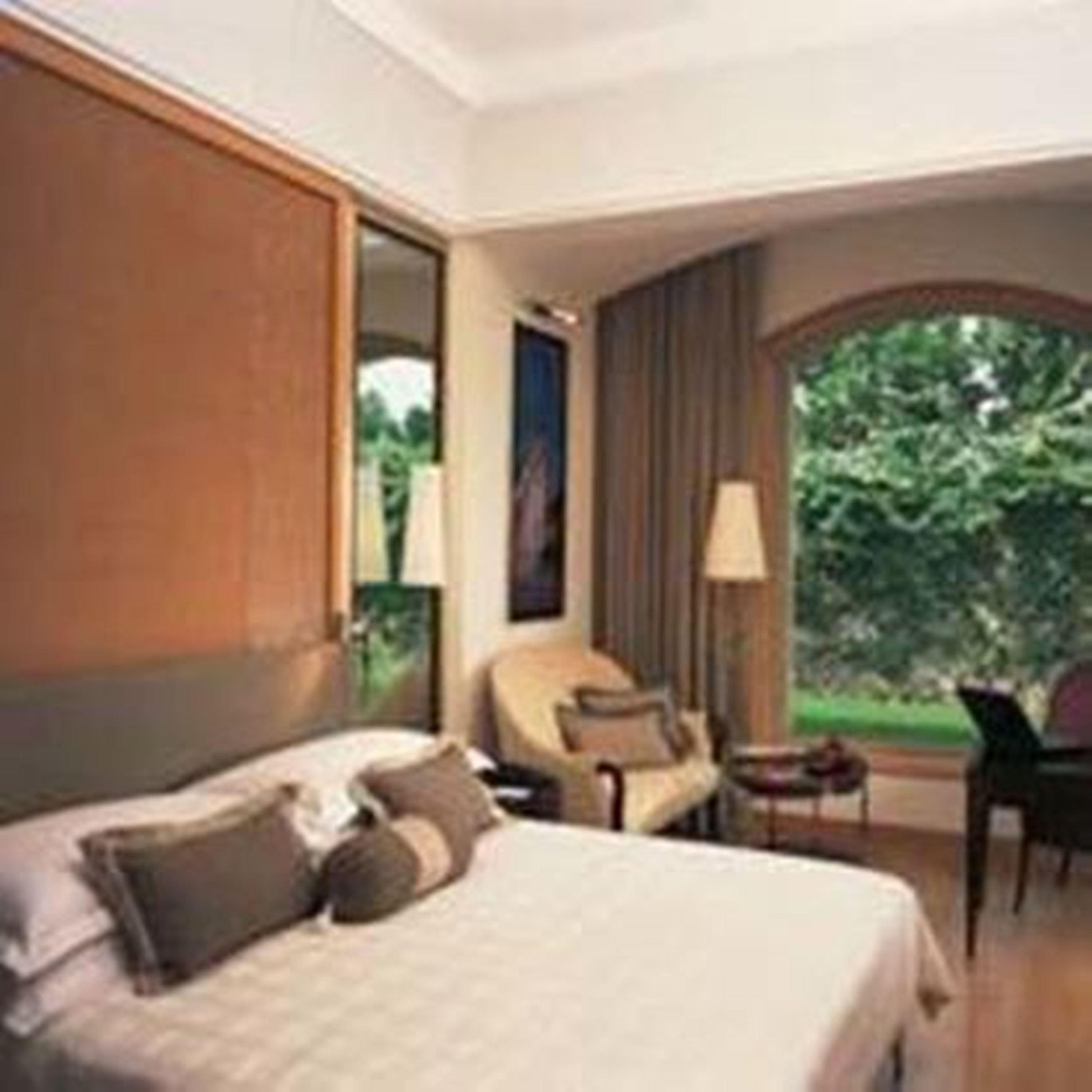 فندق تريدنت غيرغون غورغاون المظهر الخارجي الصورة A room at the hotel