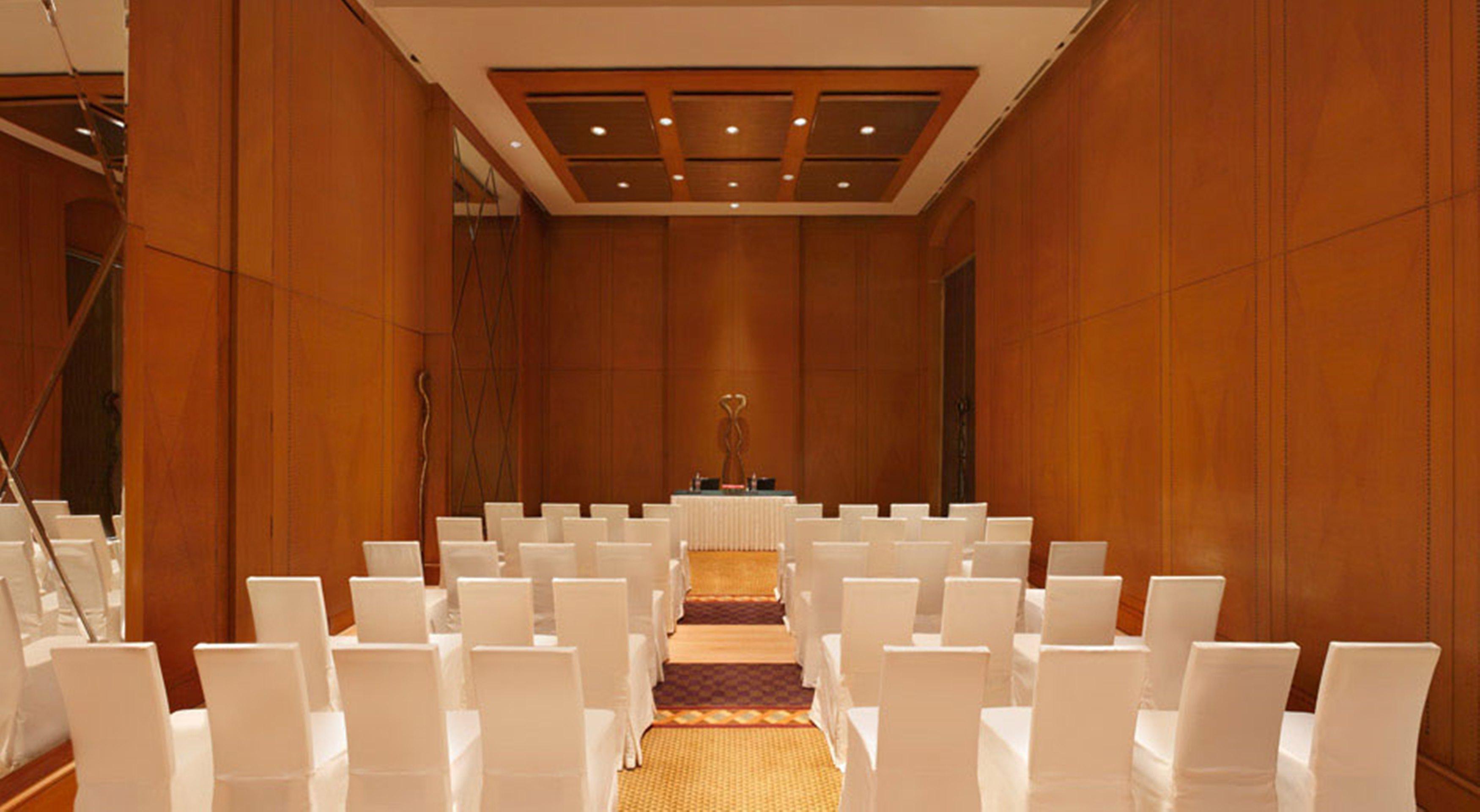 فندق تريدنت غيرغون غورغاون المظهر الخارجي الصورة The meeting room